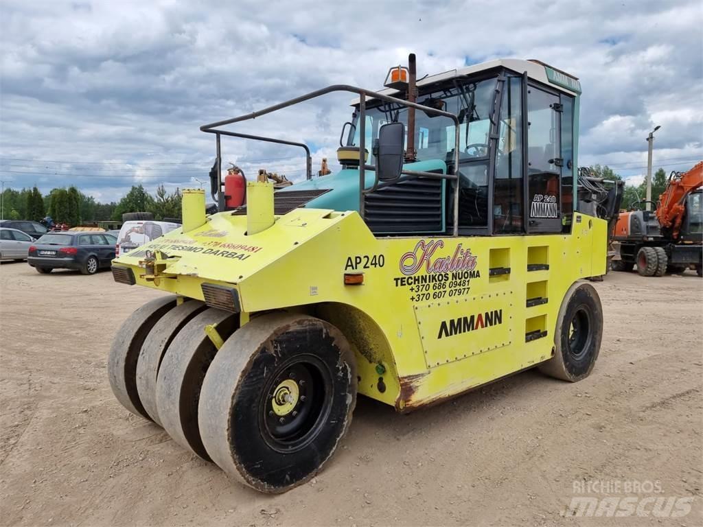 Ammann AP240 Пневматични гумени  ролки
