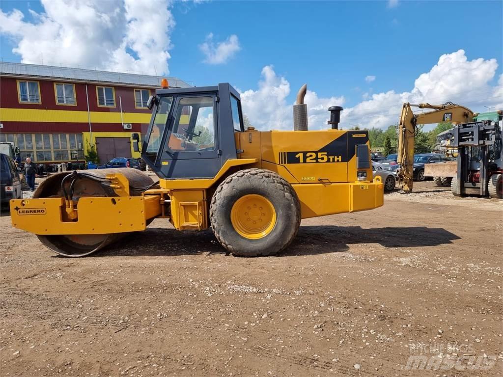 Bomag 125TH Еднобарабанни ролки

