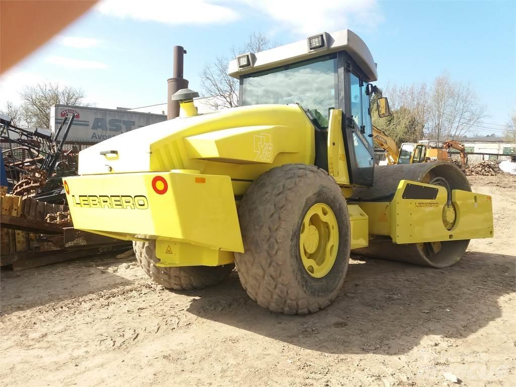 Bomag X5 Еднобарабанни ролки
