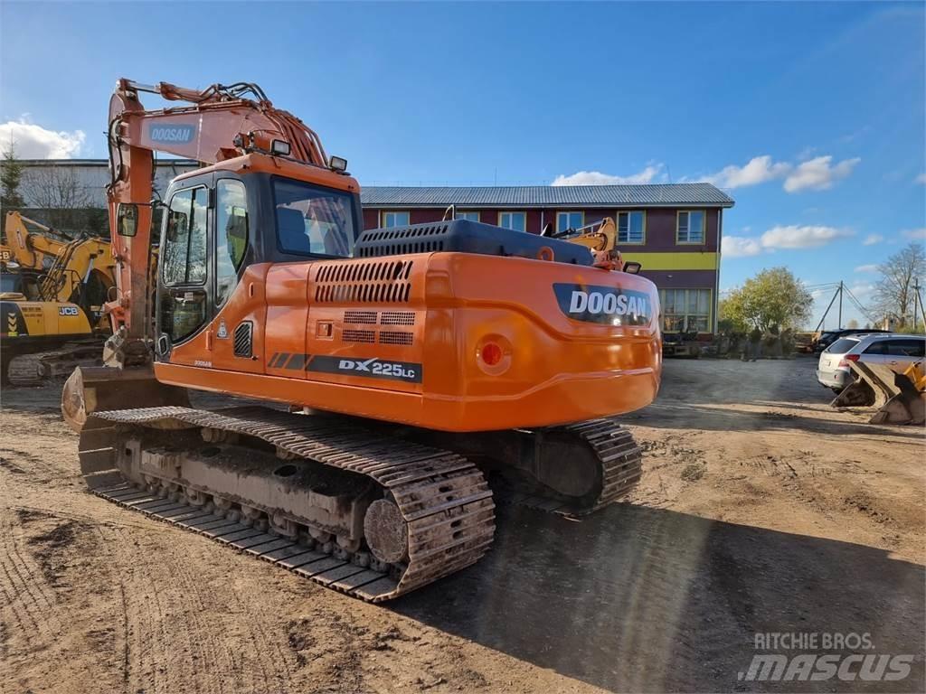 Doosan DX 225LC-3 Верижен екскаватор