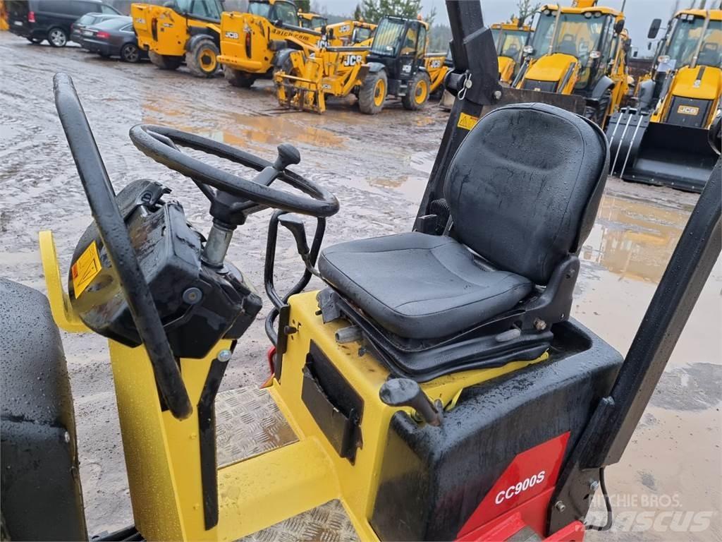 Dynapac CC900S Двойни барабанни ролки
