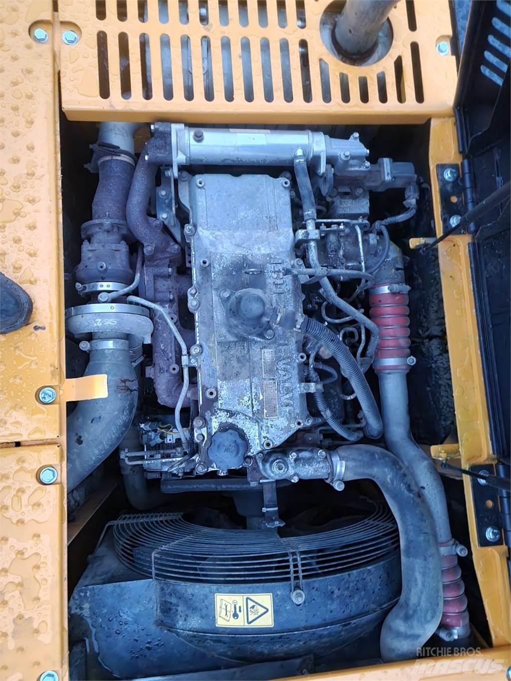 JCB JS220LC Верижен екскаватор
