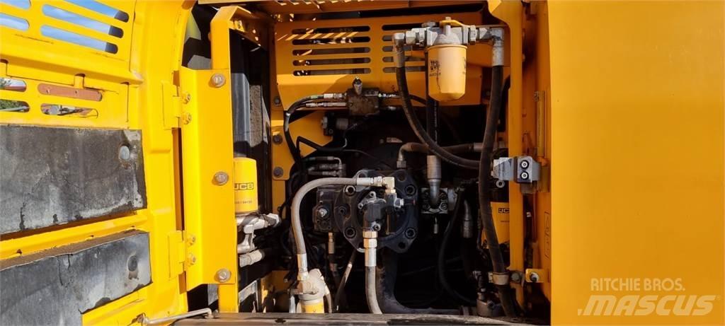 JCB JS220LC Plus + Верижен екскаватор