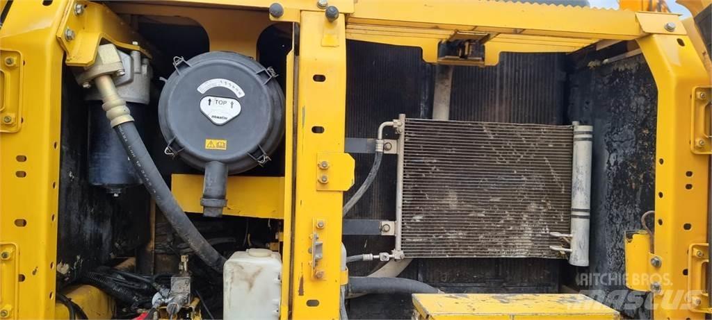 Komatsu PC210LC Верижен екскаватор
