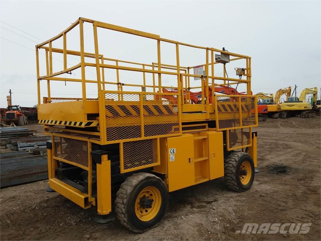 SkyJack SJ 8831 Ножични работни платформи