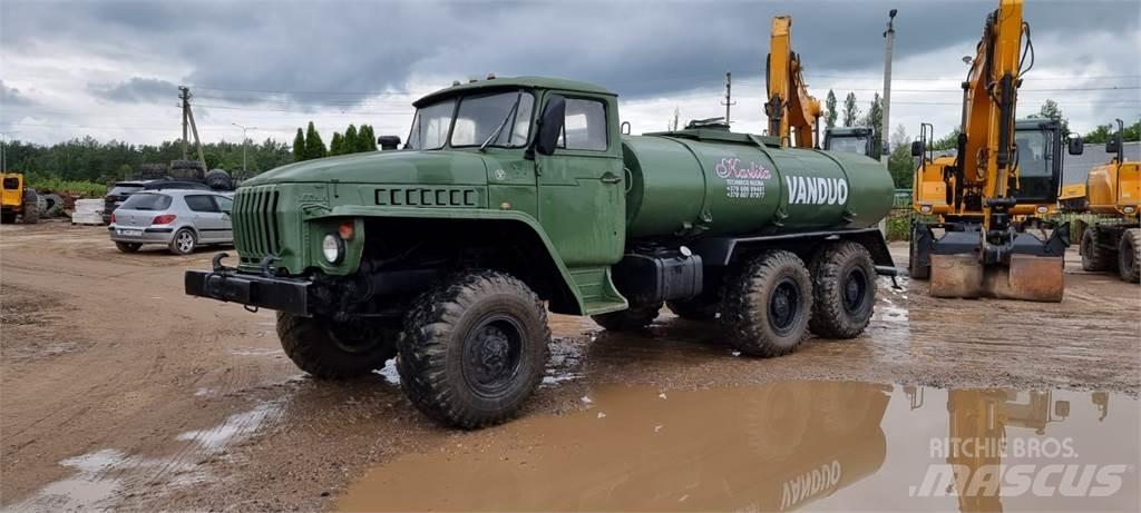 Ural Ural Комунални съоражения