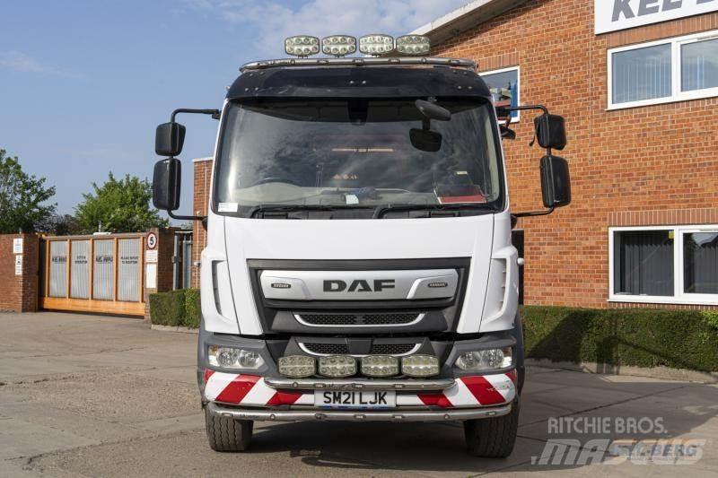 DAF  Камиони с кран с кука