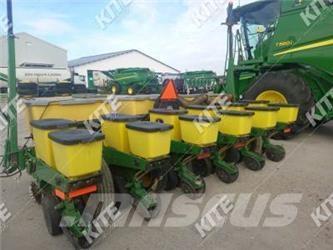 John Deere 1750 Комбинирани редосеялки