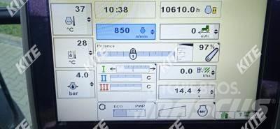 John Deere 6210R Трактори