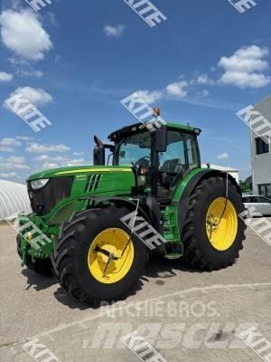 John Deere 6215R Трактори