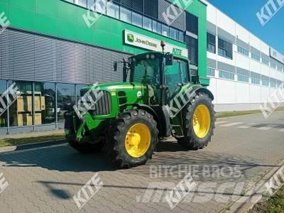 John Deere 6930 Трактори