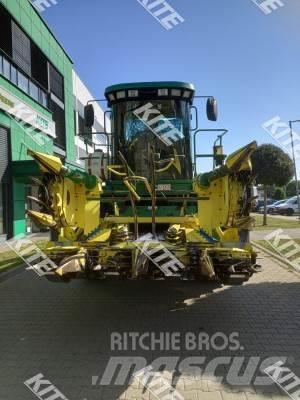 John Deere 7200 Комбайни