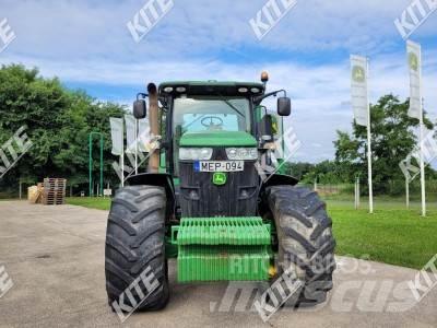 John Deere 7230R Трактори