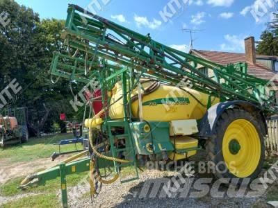 John Deere 732 Прикачни пръскачки
