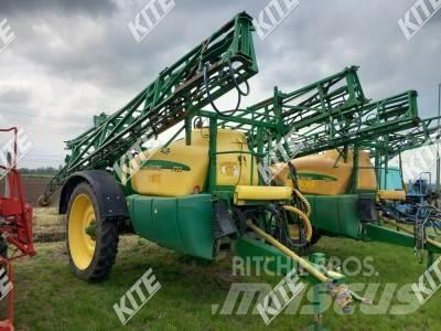 John Deere 732 Прикачни пръскачки
