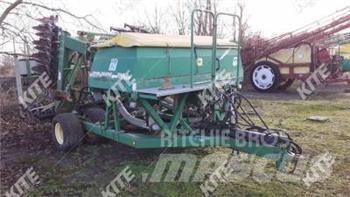 John Deere 740A Редосеялки