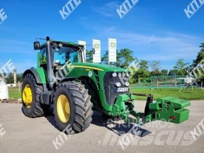 John Deere 8430 Трактори