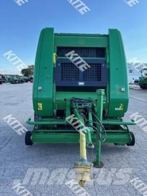 John Deere 854 Сламопреси за кръгли бали

