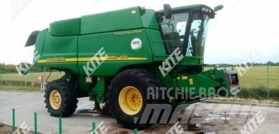 John Deere 9880i STS Комбайни