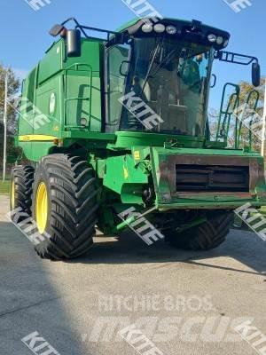 John Deere C670 2WD Комбайни