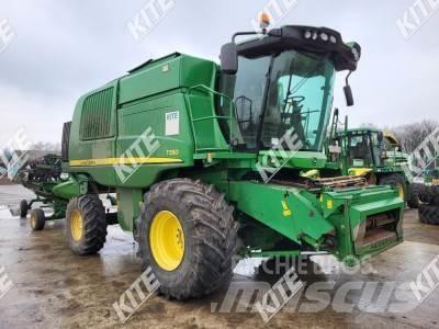 John Deere T550 2WD Комбайни