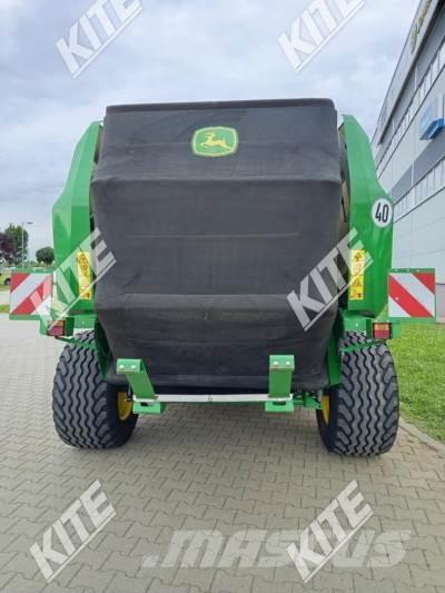 John Deere V451R Сламопреси за кръгли бали

