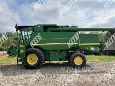John Deere W650 Комбайни