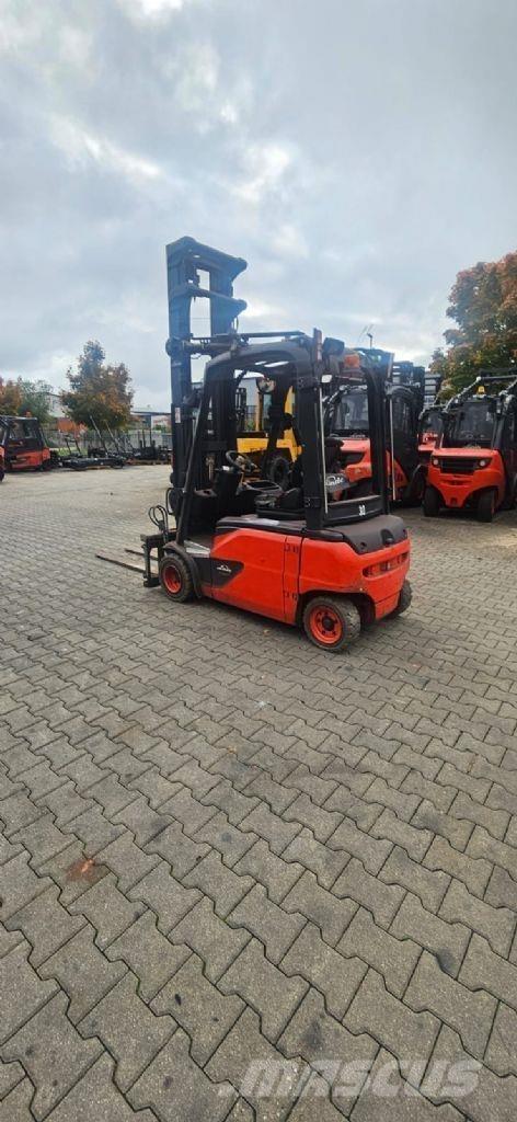 Linde E 20 PL-02 Електрически вилични кари-повдигачи