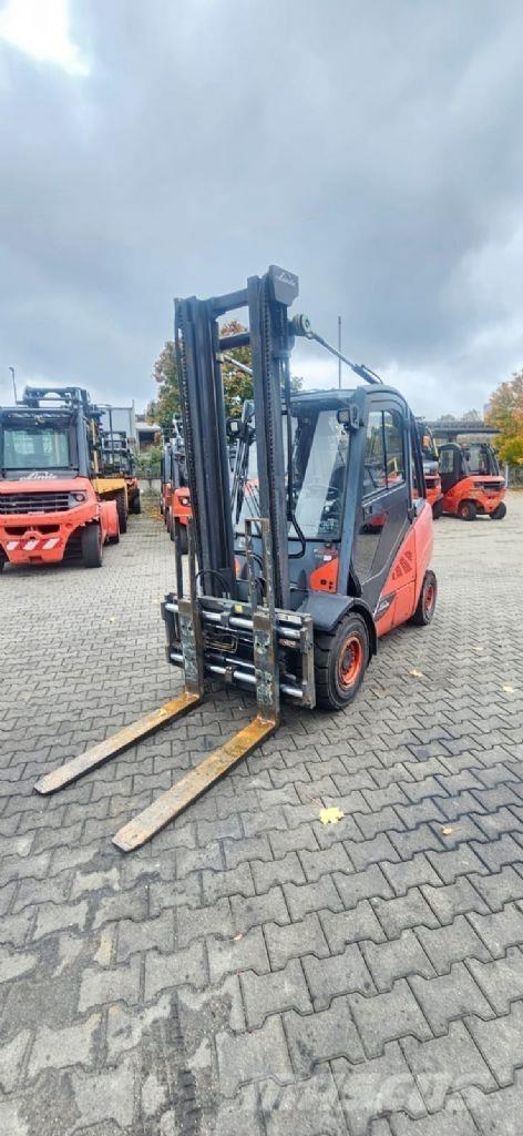 Linde H 30 D-02 Дизелови камиони