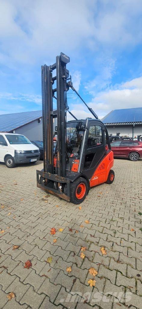 Linde H 30 T-01 Камиони с АГУ