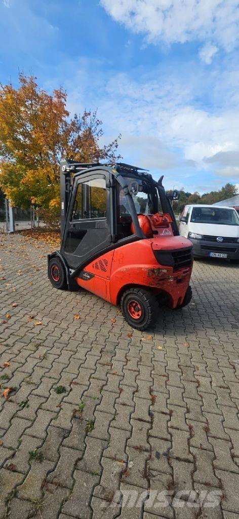 Linde H 30 T-02 Камиони с АГУ