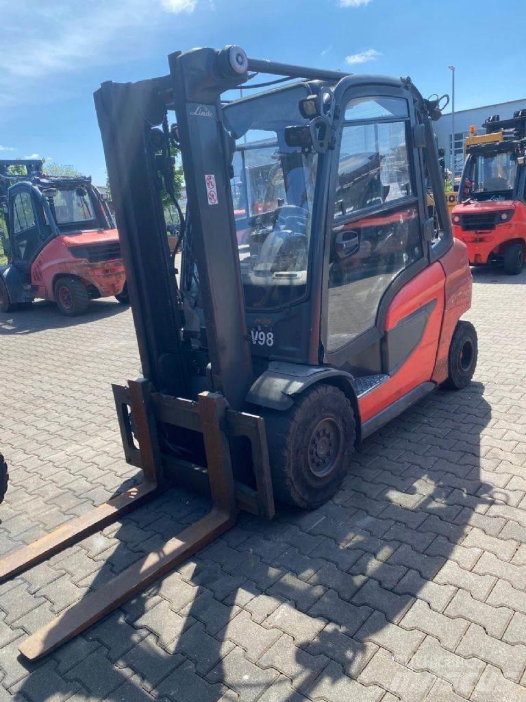 Linde H 35 T-01 Камиони с АГУ