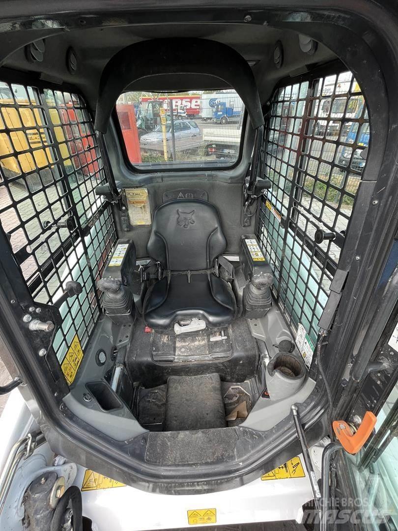 Bobcat S450 Мини товарачи
