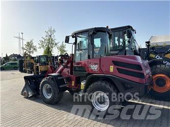 Yanmar V100 Колесни товарачи