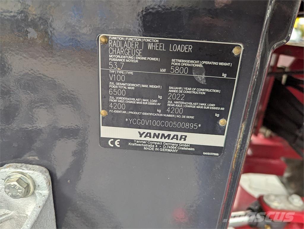 Yanmar V100 Колесни товарачи