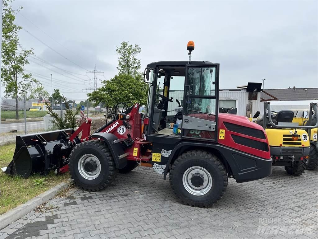 Yanmar V80 Колесни товарачи