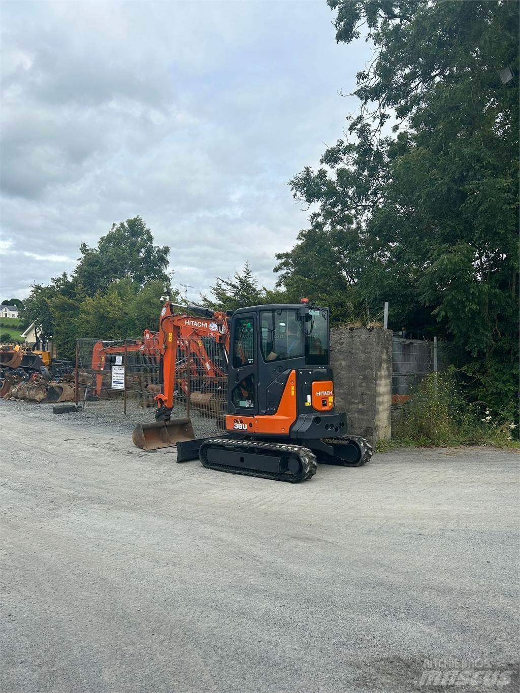 Hitachi ZX38U-6 Верижен екскаватор