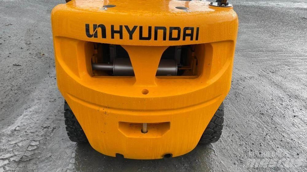Hyundai N25 Вилични кари-повдигачи - други