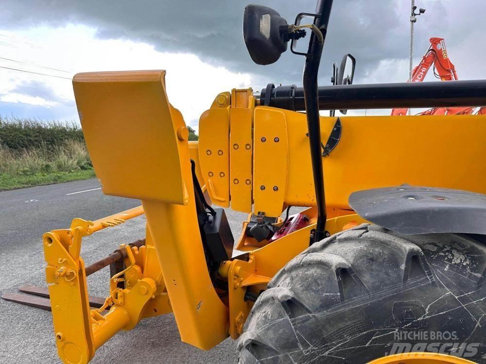 JCB 540-170 Телескопични товарачи