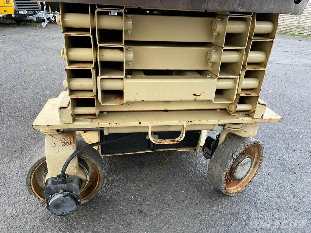 JLG 3246ES Ножични работни платформи