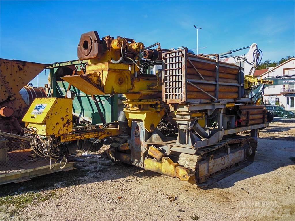 Atlas Copco Mustang 13-F3 Апаратура за повърхностна редова сеидба
