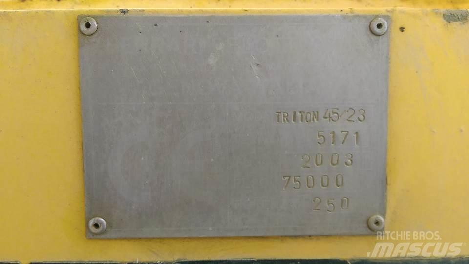 Belotti TRITON FB45/23 Телескопични товарачи