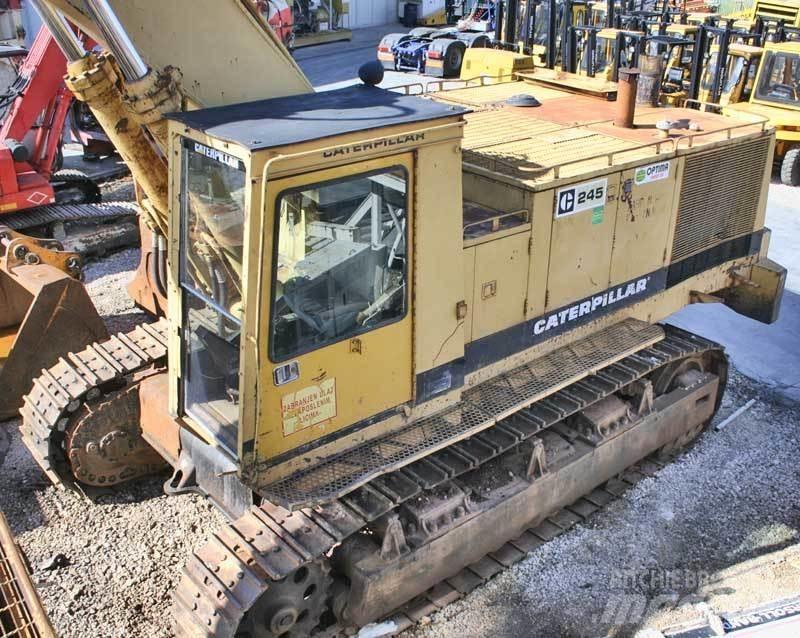 CAT 245 Верижен екскаватор