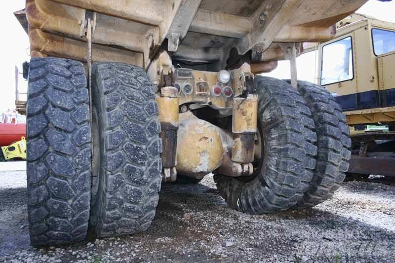 CAT 769C Странични самосвали