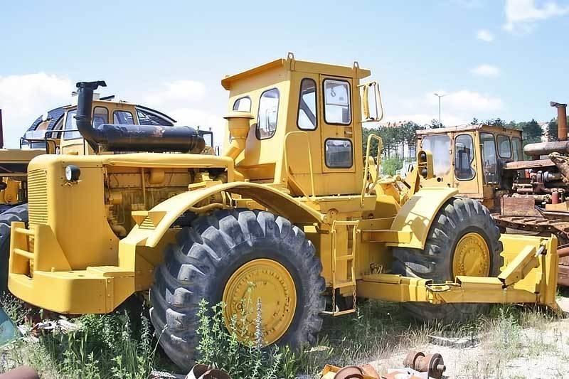 CAT 824B Колесни булдозери
