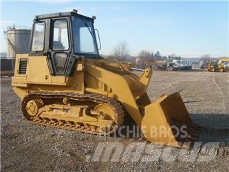 CAT 943 Верижен товарач