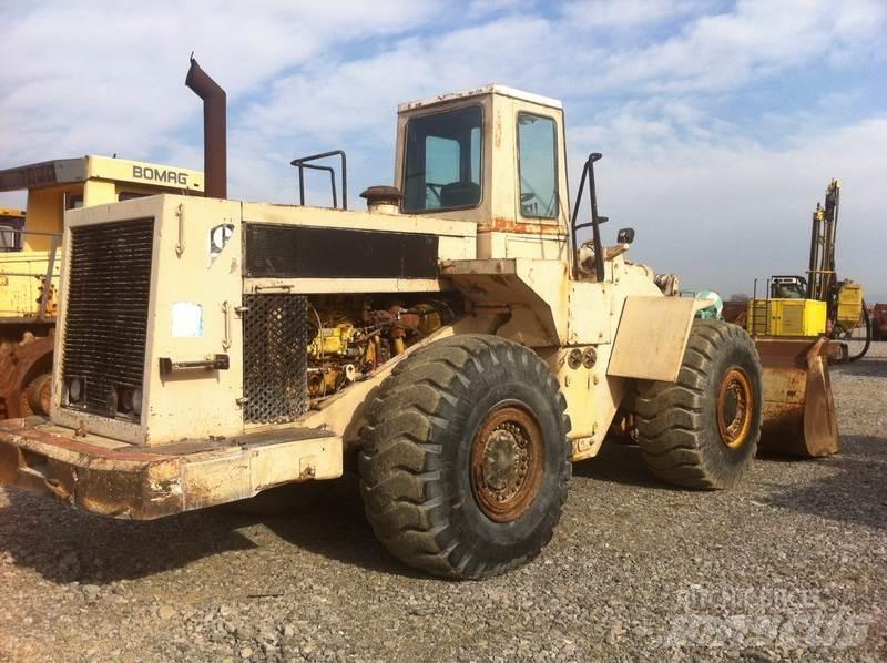 CAT 980C Колесни товарачи
