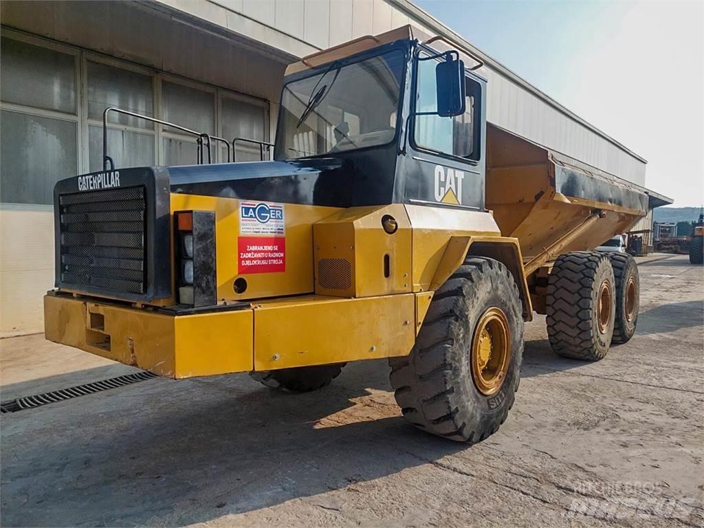 CAT D250E Дъмпери/моторни превозни средства