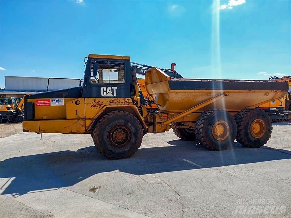 CAT D250E Дъмпери/моторни превозни средства