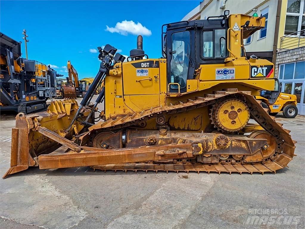 CAT D6T Верижни булдозери

